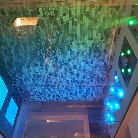 Gfh - Sole & Hotel Marotta