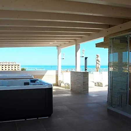 Gfh - Sole Hotel Marotta