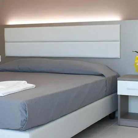 Hotel Gfh - Sole & 3*