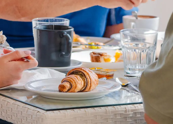 Hotel Gfh - Sole & 3*